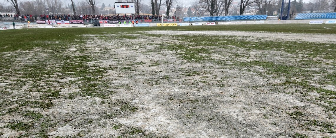 Zápas Nitry s Trnavou odložený na utorok